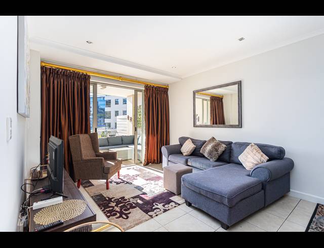2 BEDROOM APARTMENT SOLD IN TYGER WATERFRONT